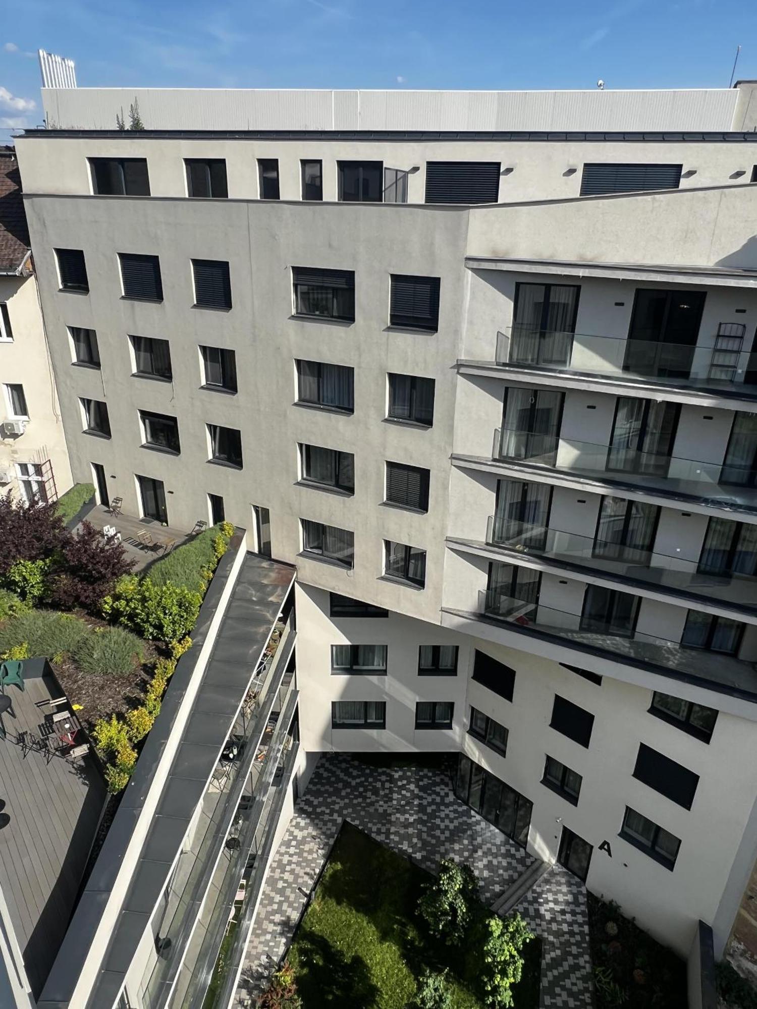Mt Suites Будапеща Екстериор снимка